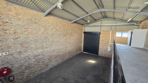 Cradleview Industrial Park, Deysel Rd, Laser Park, Roodepoort, 2170, South Africa has a 191m² Industrial Unit Available To Let (8)